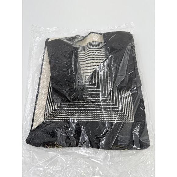 MISC102: Small fabric tote - Picture 2 of 2